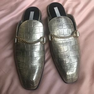 Gold Chain Croco Moccasins